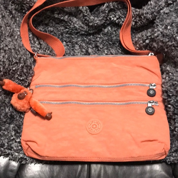 kipling cross bag